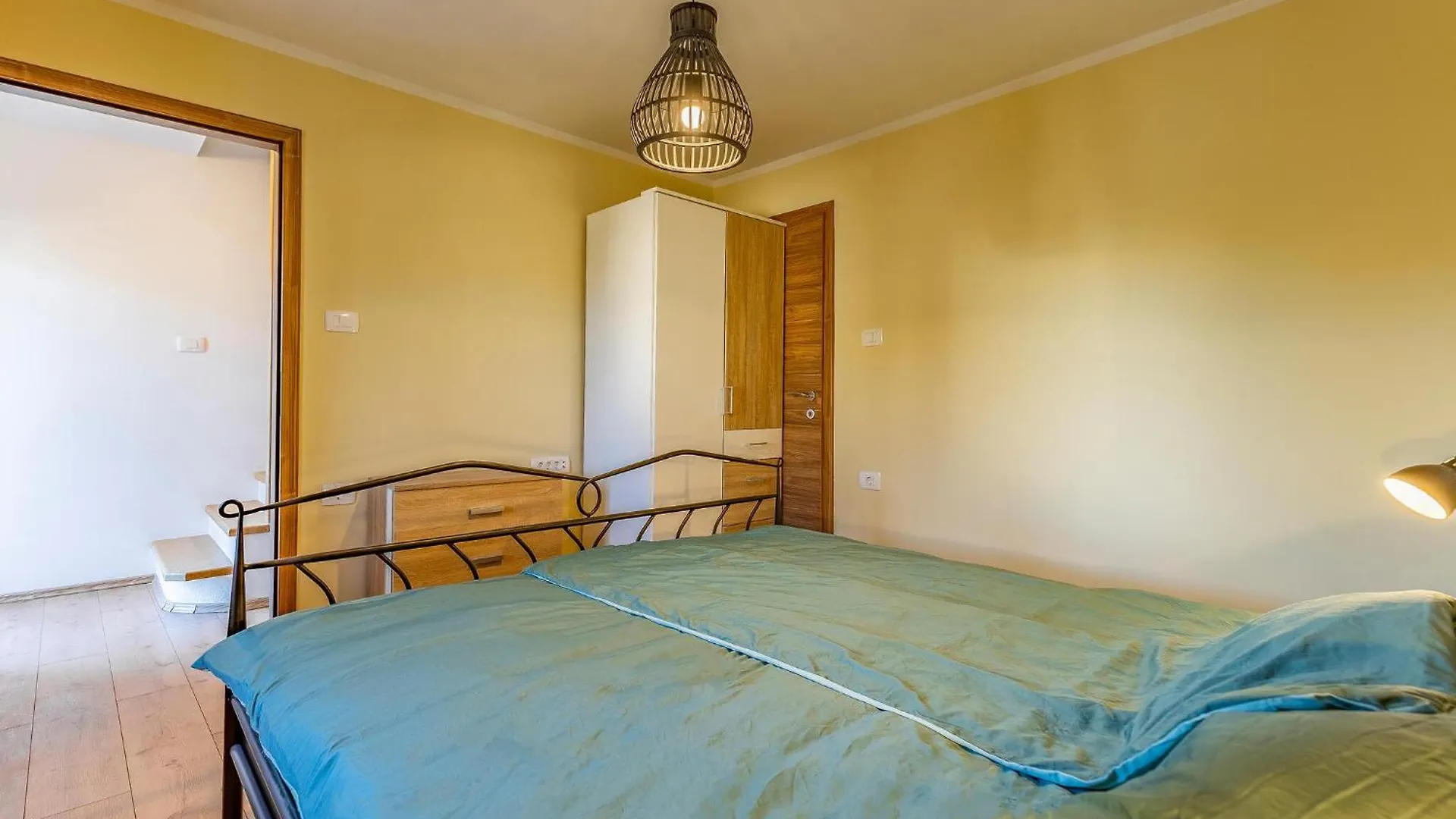 Awesome Home In Sisan With Kitchen Holiday home