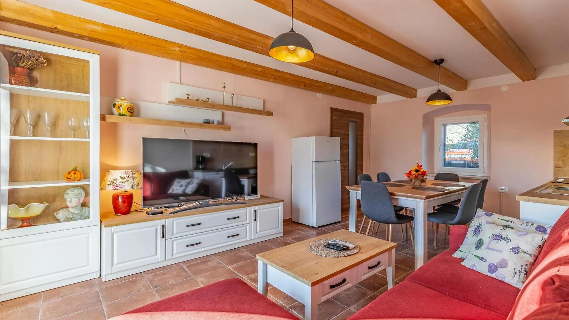 Awesome Home In Sisan With Kitchen Croatia